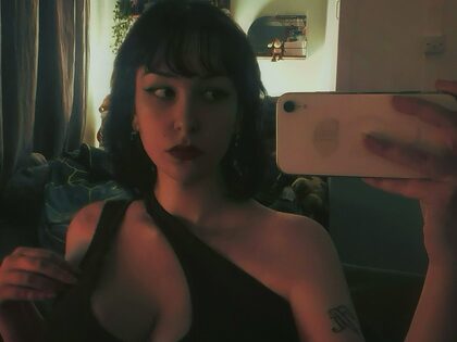 tiadeeznuts nude photo #5