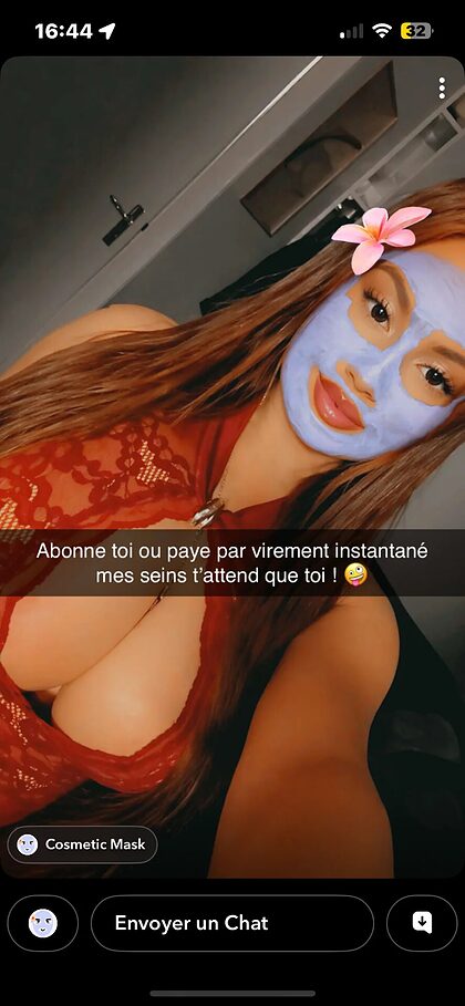 TikToker nude photo #1