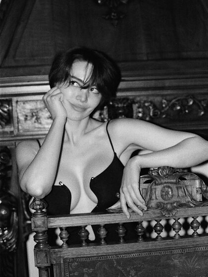 Toma Zhdanova nude photo #30
