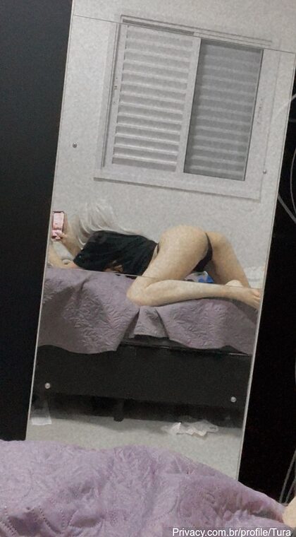 turavlr nude photo #7