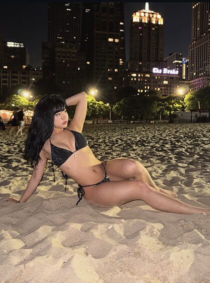 Tuyxzi nude photo #5