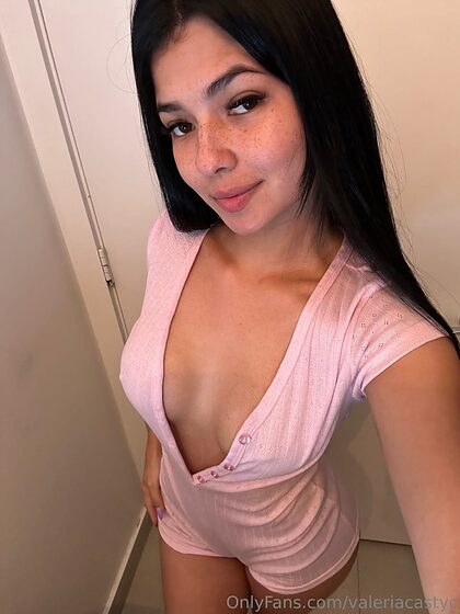 Valeria_castyc nude photo #7