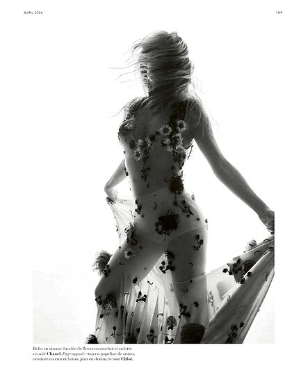 Vanessa Paradis nude photo #16