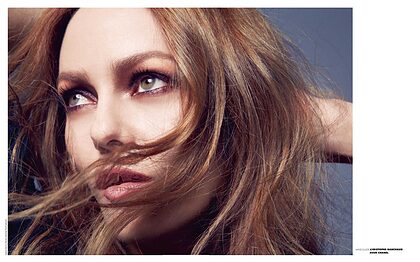 Vanessa Paradis nude photo #31
