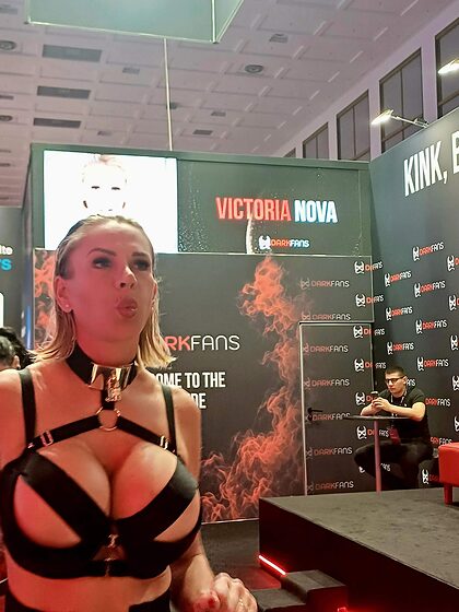 Victoria Nova nude photo #5