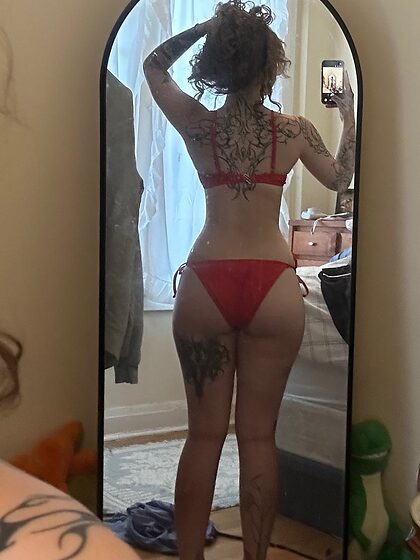 viviennelifts nude photo #2