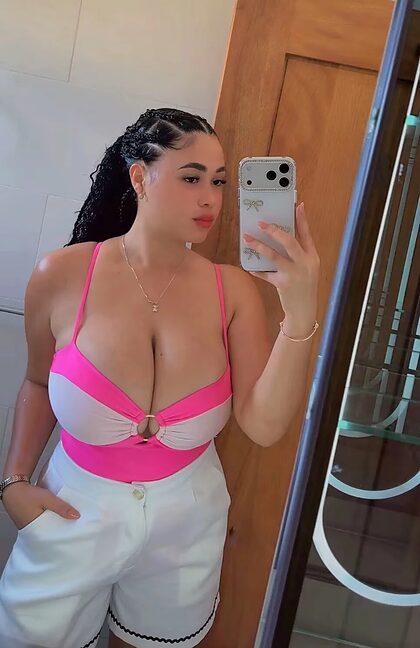 Wendy Peña Melo nude photo #11