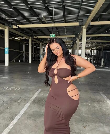 Whitney H nude photo #4