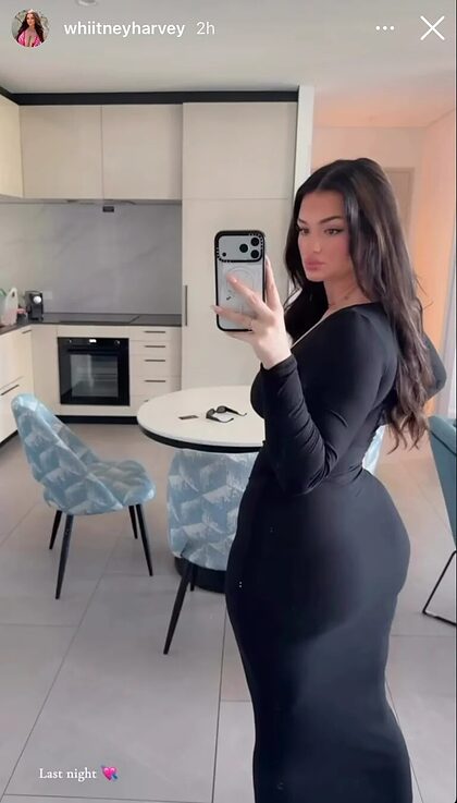 Whitney H nude photo #31