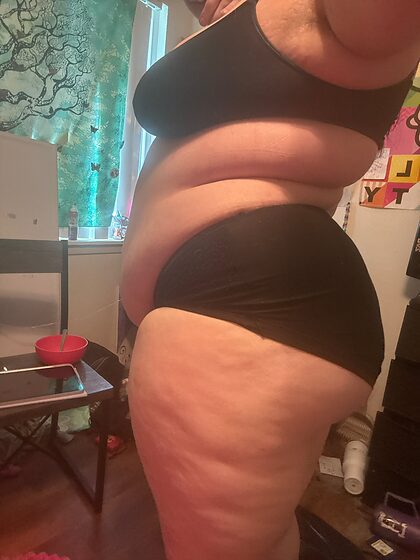 willowthewh0re nude photo #4