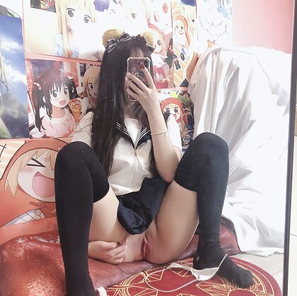 Xiao Cai Tou nude photo #27