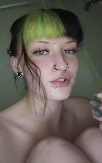 Xtrixsie nude photo #2