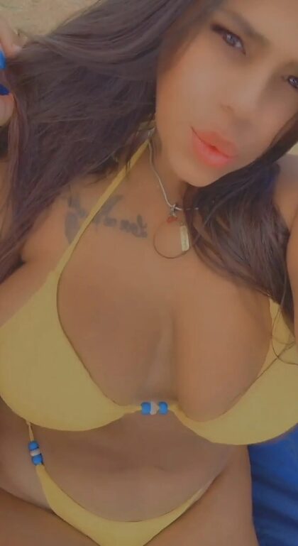 Yelhsa Marie nude photo #1