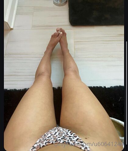 Yogirlkg nude photo #3