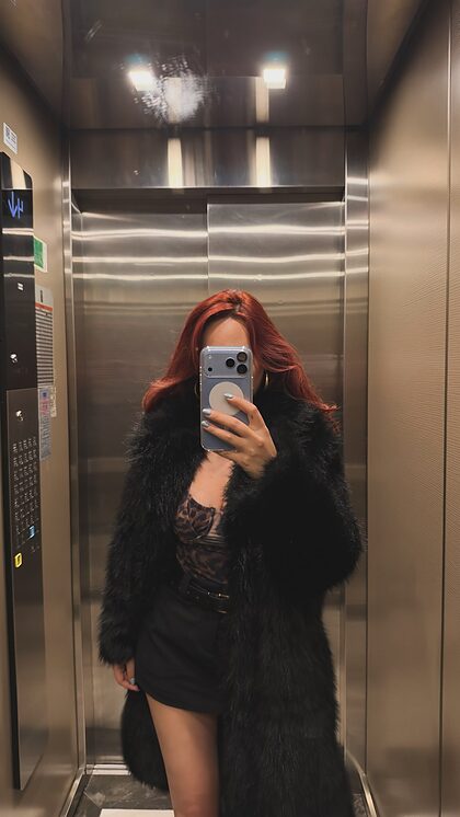 Öz Başak nude photo #18