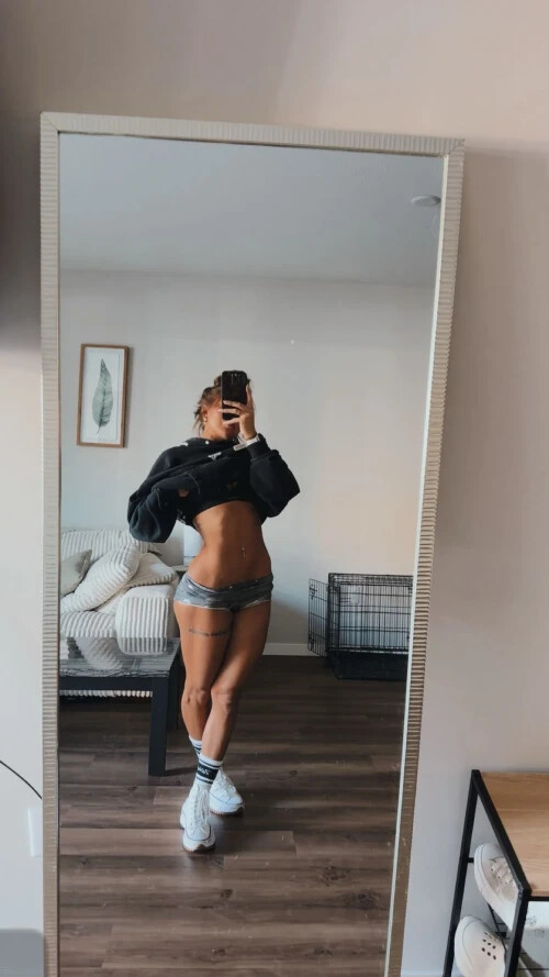 fitnessxlaur nude photo #12