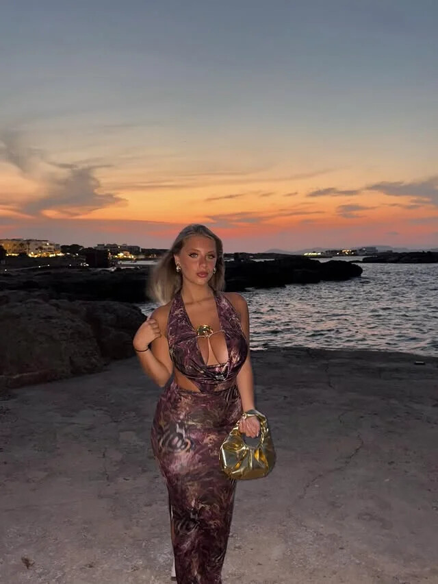 Ginevra Malpaganti nude photo #19