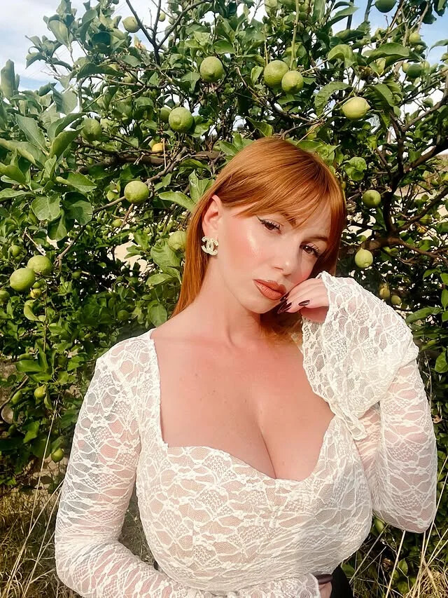 Giovanna R nude photo #41