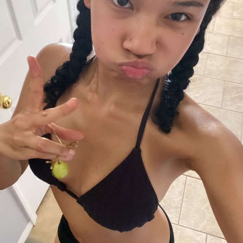 ialienz nude photo #5