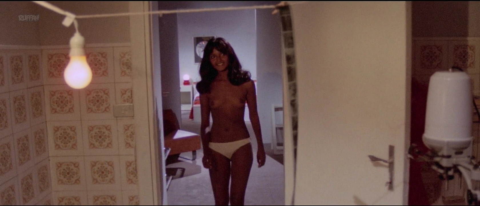 Ines Pellegrini nude photo #2