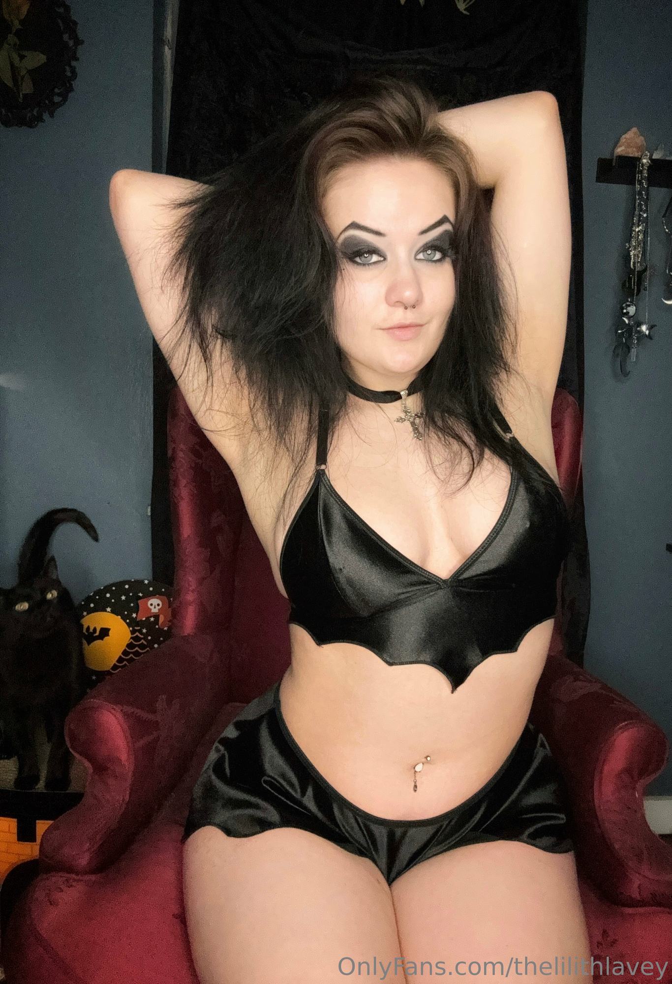 Lilith Lavey nude photo #2