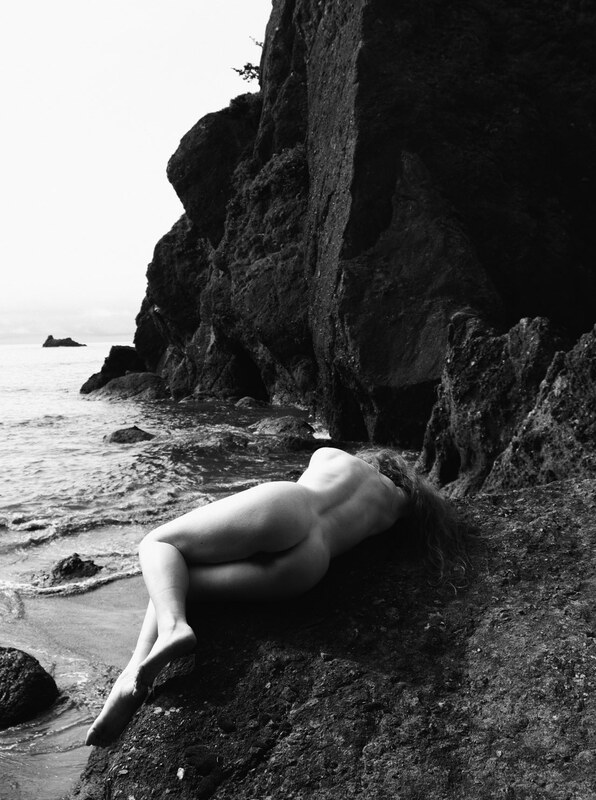 Liv Sage nude photo #5