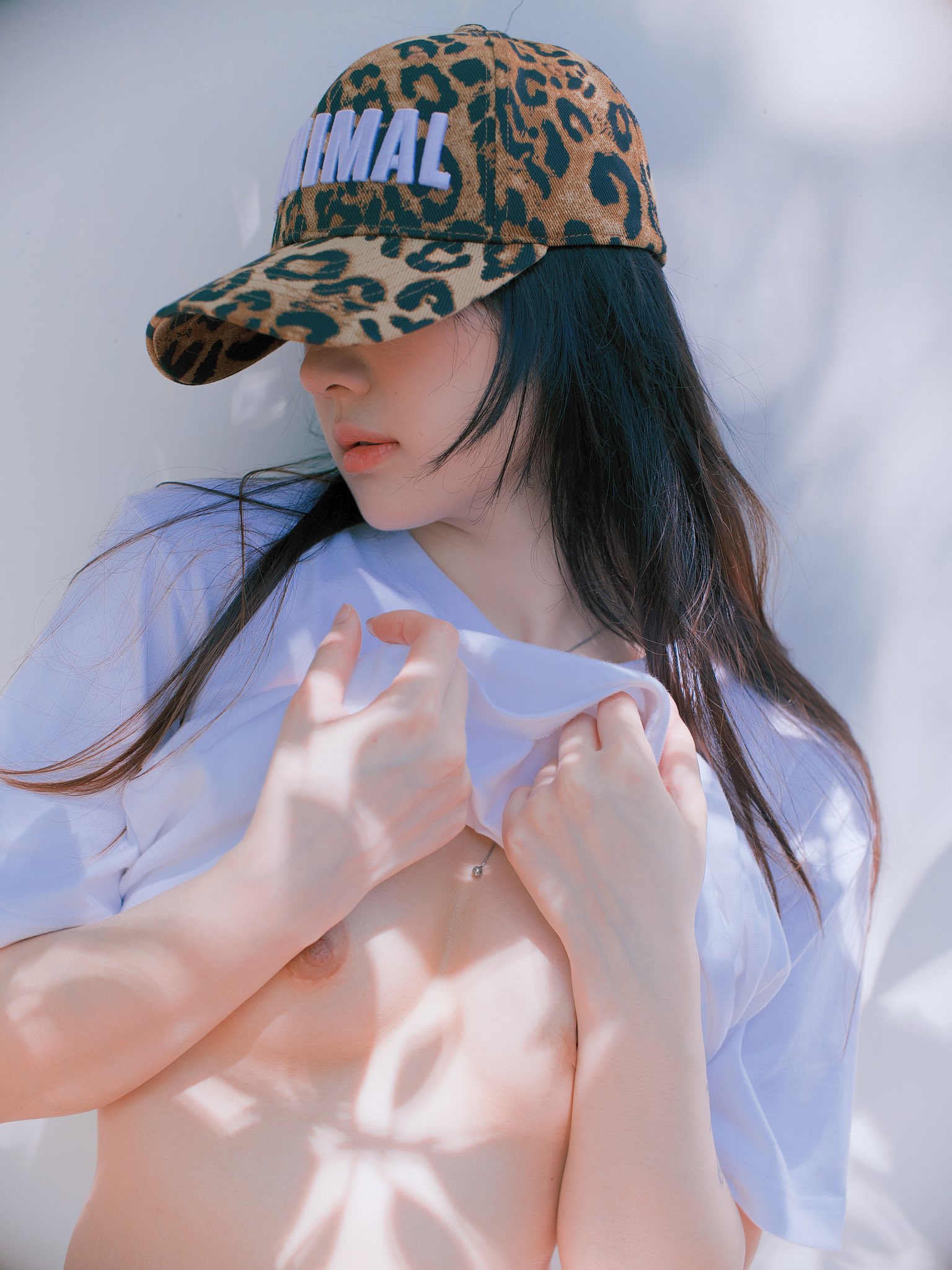 Qinweiyingjie nude photo #5