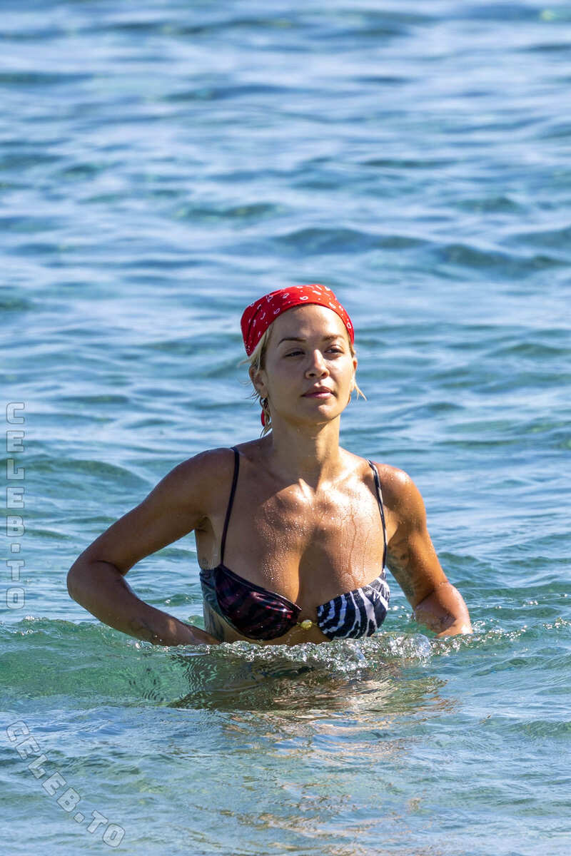 Rita Ora nude photo #363