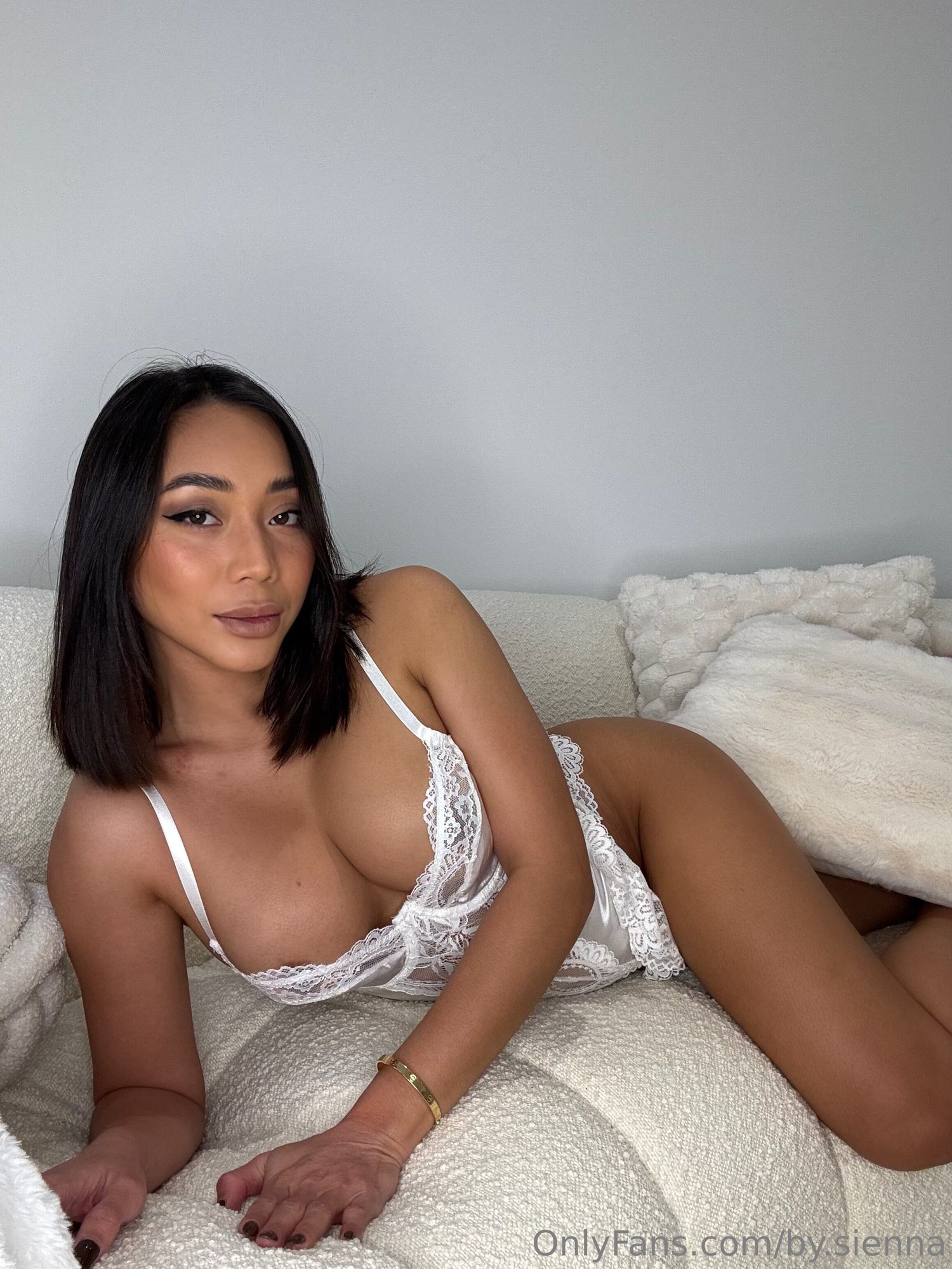 Sienna nude photo #22
