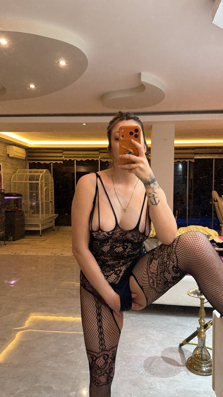 Simge Barankoğlu nude photo #29