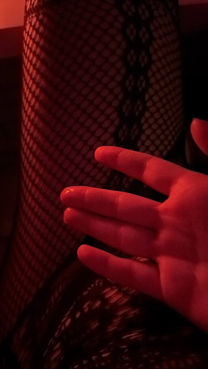 Simge Barankoğlu nude photo #31
