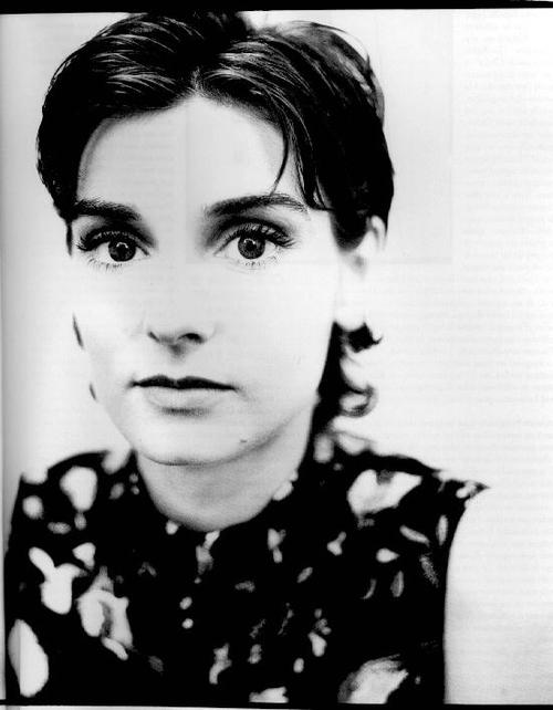 Sinead O'Connor nude photo #2