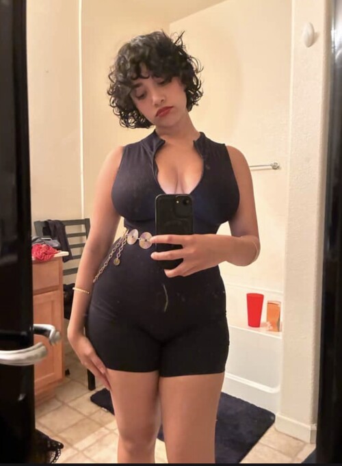 xx.midna nude photo #42