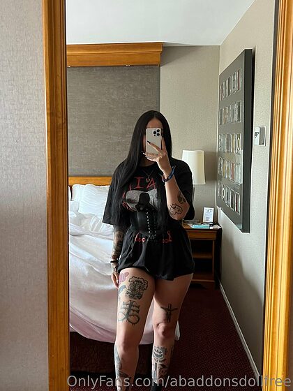 abaddonsdollfree nude leaks