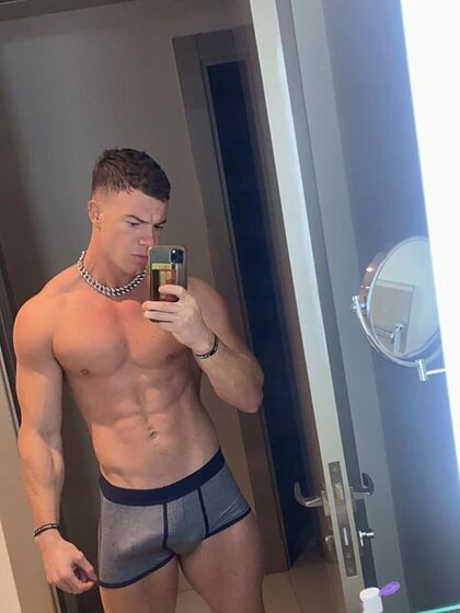 adfrenchieboy nude leaks