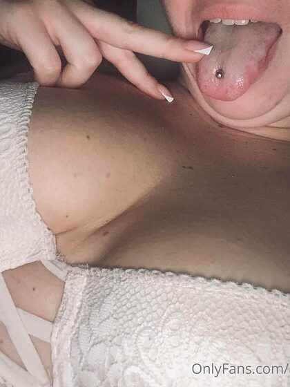 Goddess Aist nude leaks
