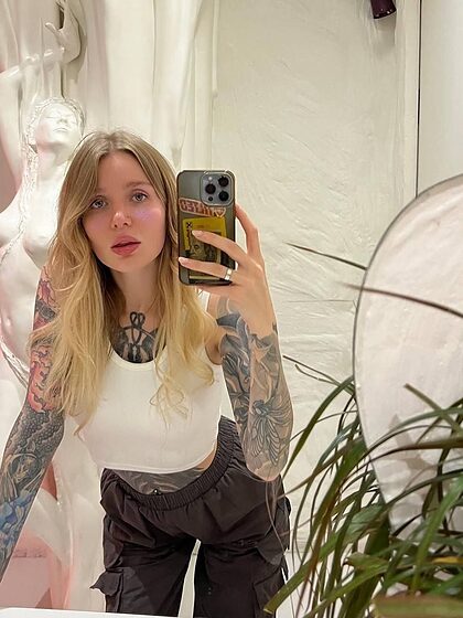 Alena_German nude leaks