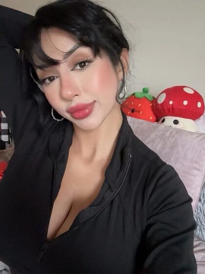 Alexandra Nicole set 32