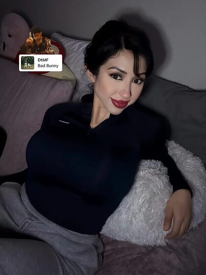 Alexandra Nicole set 35