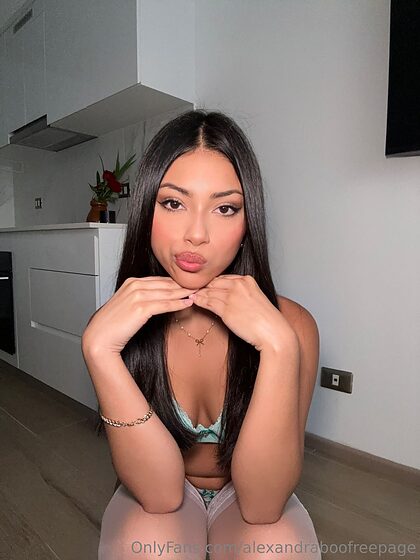 alexandraboofreepage nude leaks