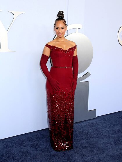Alicia Keys set 13