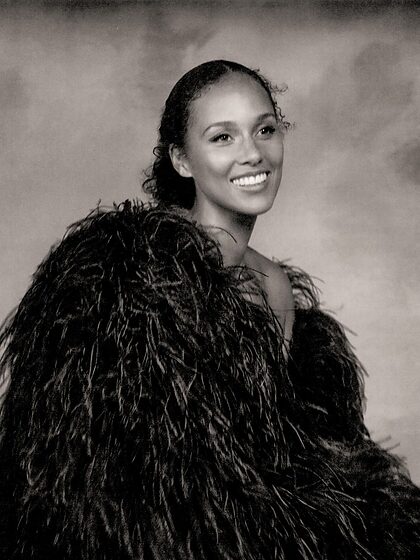 Alicia Keys set 15