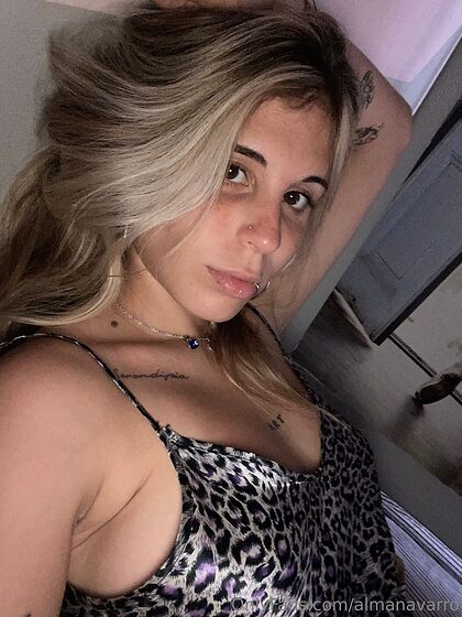 almanavarro nude leaks