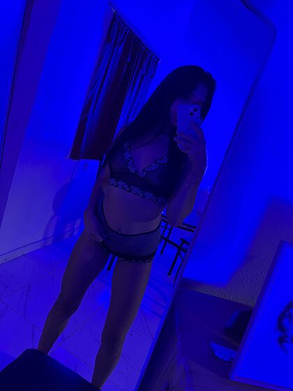 Amelie Fetishes Custom VC nude leaks