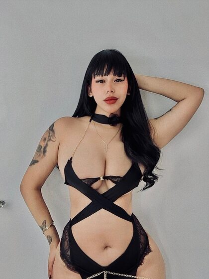 amywinos10 nude leaks