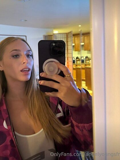 angelyoungsfree nude leaks
