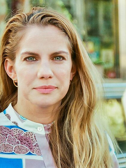 Anna Chlumsky set 2