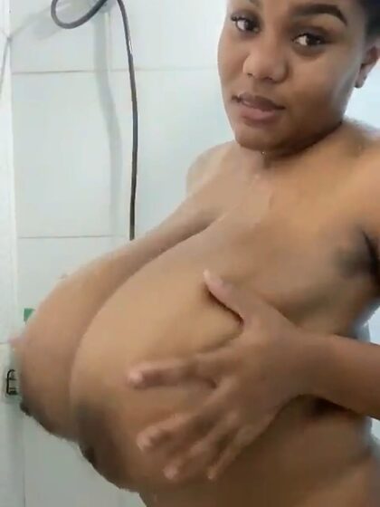 Anna R set 16