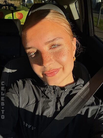 Anna.Sophiie nude leaks