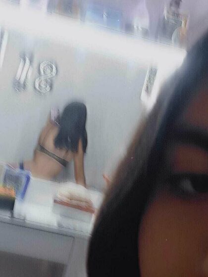 azaharatienevara nude leaks